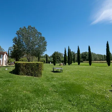 Pumperhouse Arles Camargue
