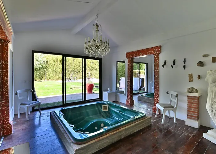 Pumperhouse Arles Camargue *